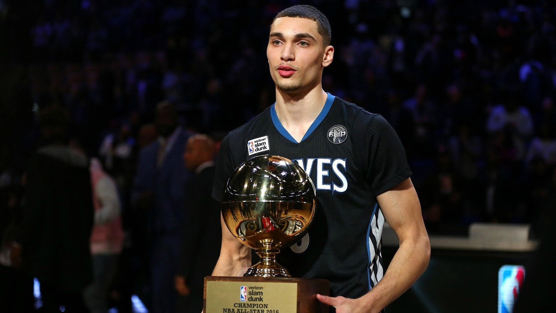 钢铁公牛碾碎骑士铁蹄，霍勒迪生死时刻铸就唯一传奇